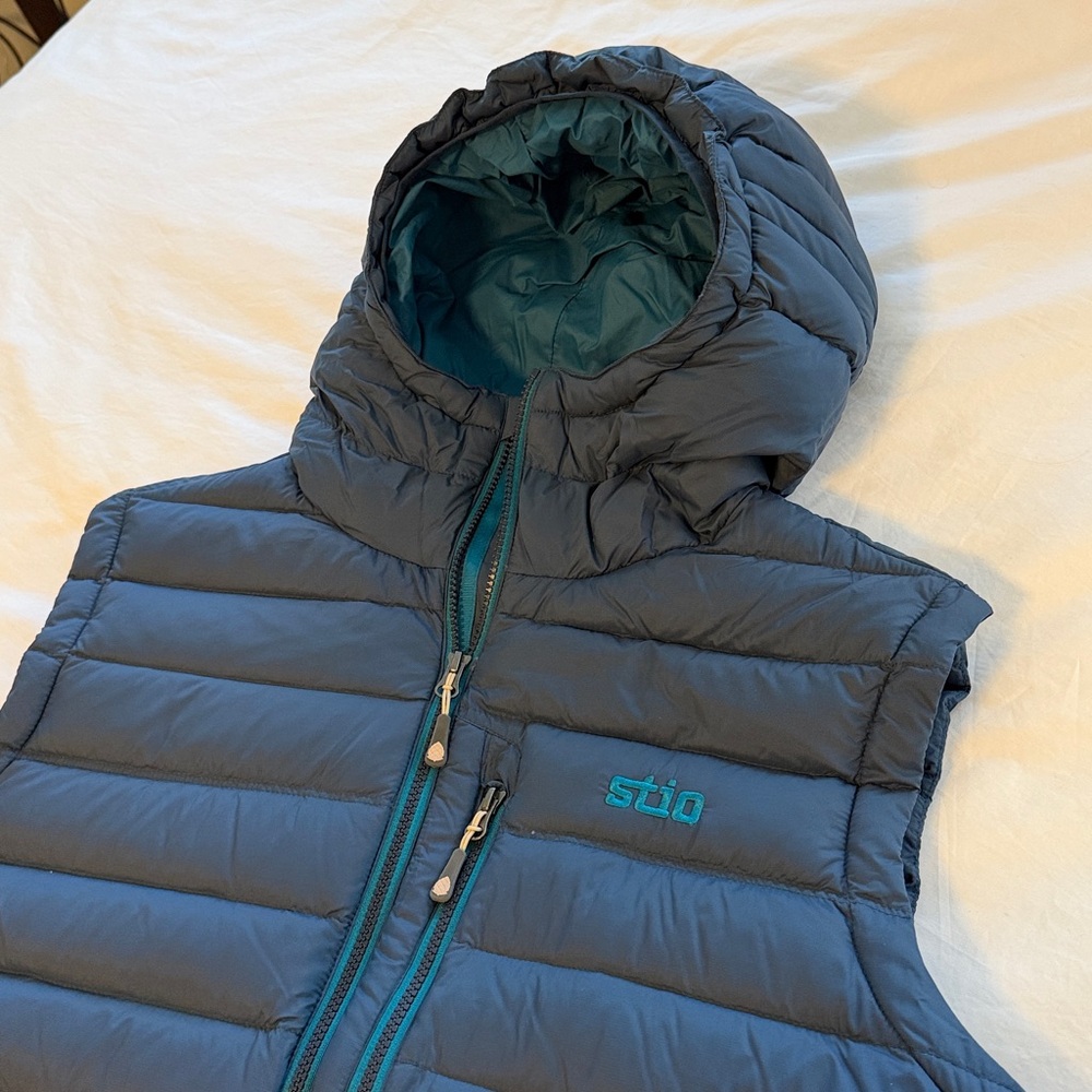 Stio Teal Puffer Vest - Picture 2 of 3